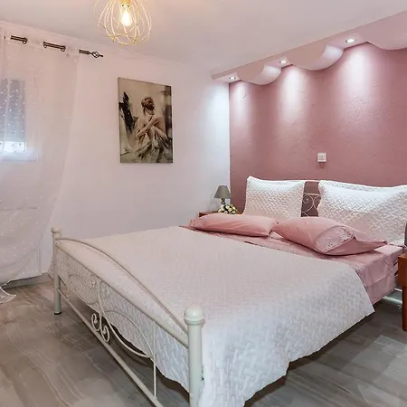 Rentinis Apartment