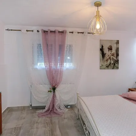 Rentinis Apartment